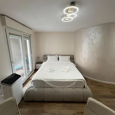 Perle Au Port De Apartamento Niza